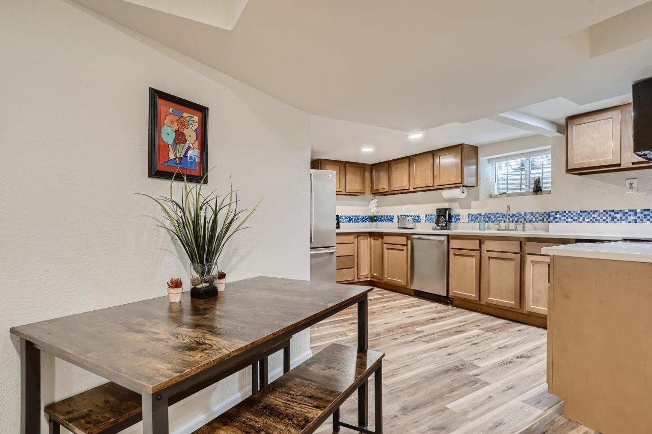 Sloans Lake Getaway - Basement Apartment Near Broncos And Downtown Denver Lakewood Bagian luar foto